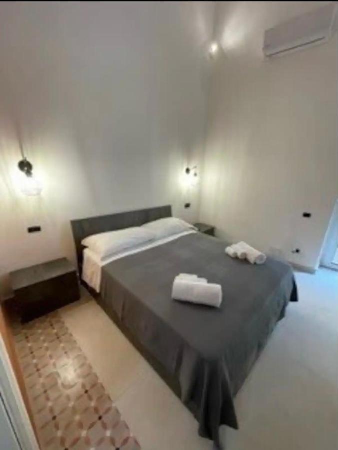 B&B Vittoria Νάπολη Εξωτερικό φωτογραφία